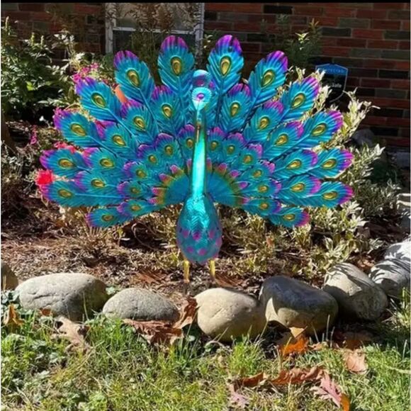 NWT Gorgeous Freestanding Metal Peacock Garden Decor Bright Vivid Colors - Picture 13 of 13
